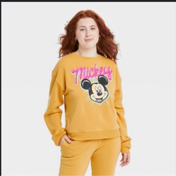 Disney Tops - Mickey sweatshirt